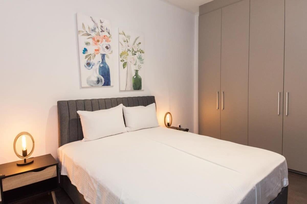 Elegant Urban Escape 1 Bd Apt In Kolonaki Apartman Athén Kültér fotó